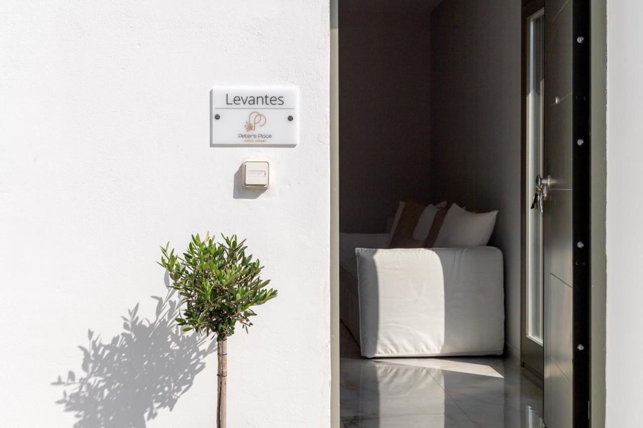Peters Place - Paros Resort Parasporos Eksteriør bilde
