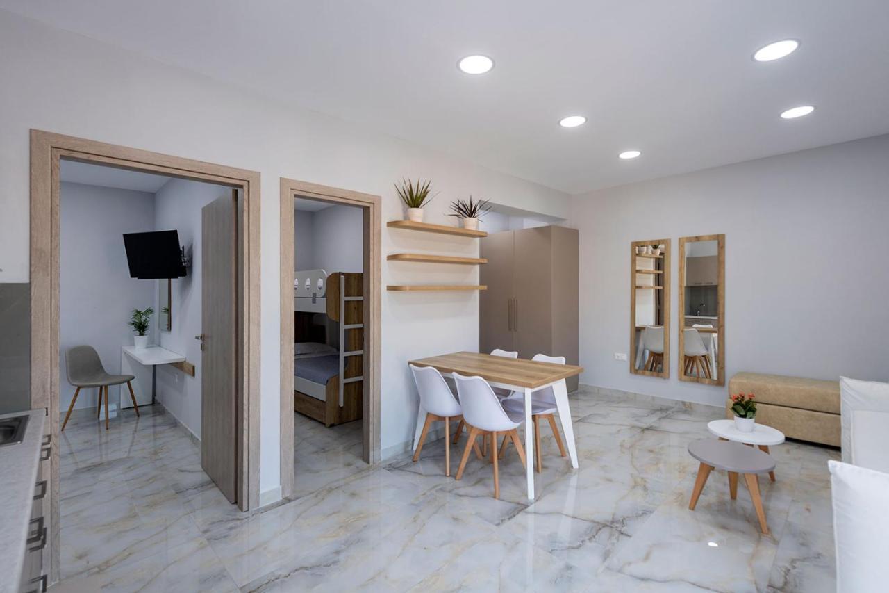 Peters Place - Paros Resort Parasporos Eksteriør bilde